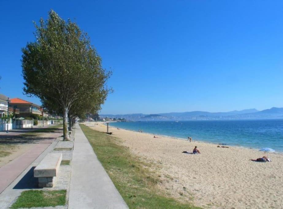 Atico En La Playa De Cangas Exterior photo