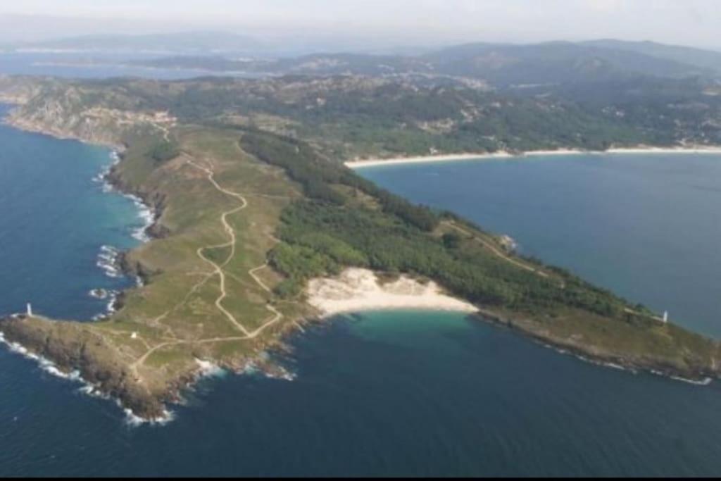 Atico En La Playa De Cangas Exterior photo